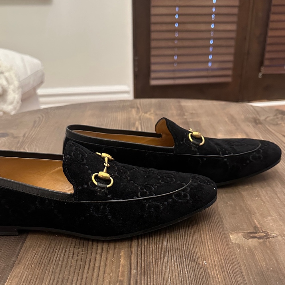 Gucci Black Loafers with Gold Horsebit - Picture 8 of 9